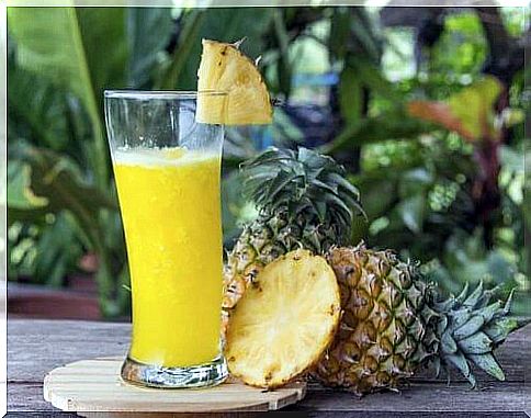 pineapple, lemon and flax juice to reduce your waistline
