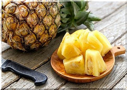 Cleanse the colon with pineapple.