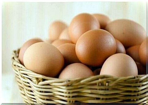 Group B vitamins are found in eggs