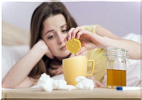 Lower fever with sage, honey and lemon remedy.