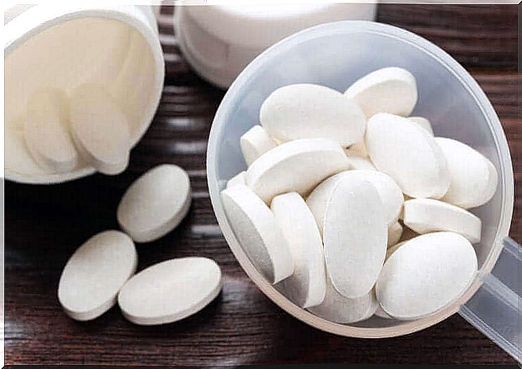 The calcium supplement can be in the form of tablets