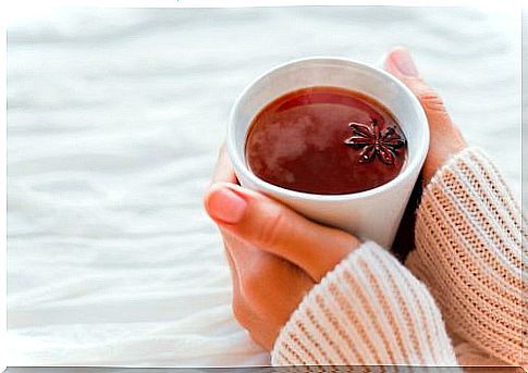 Star anise infusion to aid digestion and eliminate gas.
