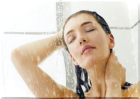 A hot shower relieves painful ovulation